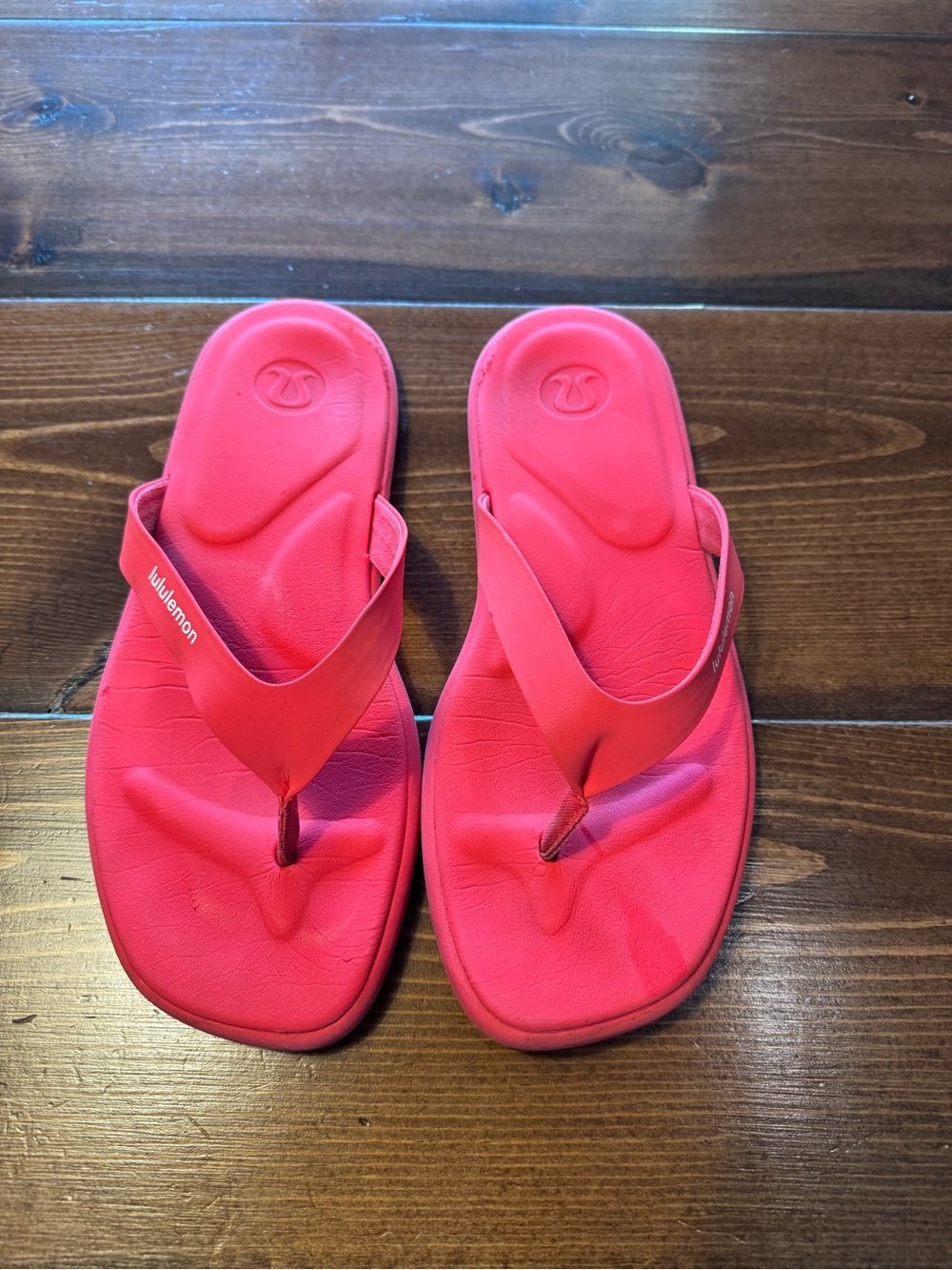 lululemon athletica Womens Red Flip Flop Sandals